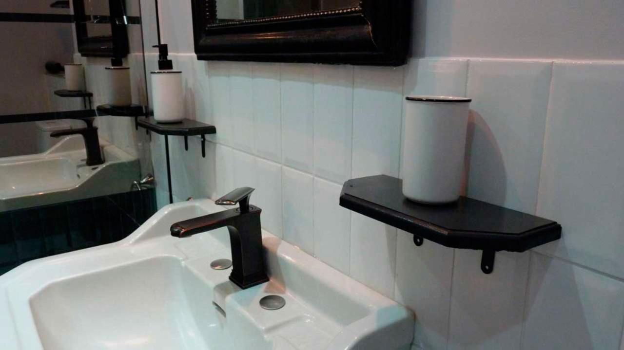 Chambres D'Hotes Cote Halles Pamproux 外观 照片
